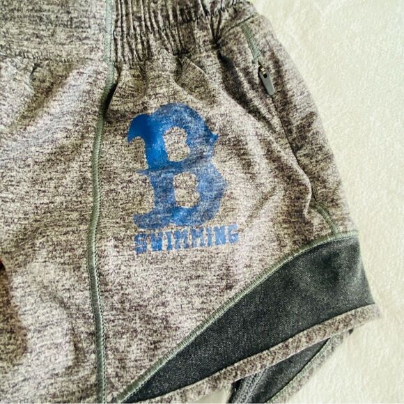 LULULEMON HOTTY HOT SHORT II 2.5” - Picture 2 of 11